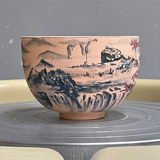 轆轤小杯彩繪：山水筆法