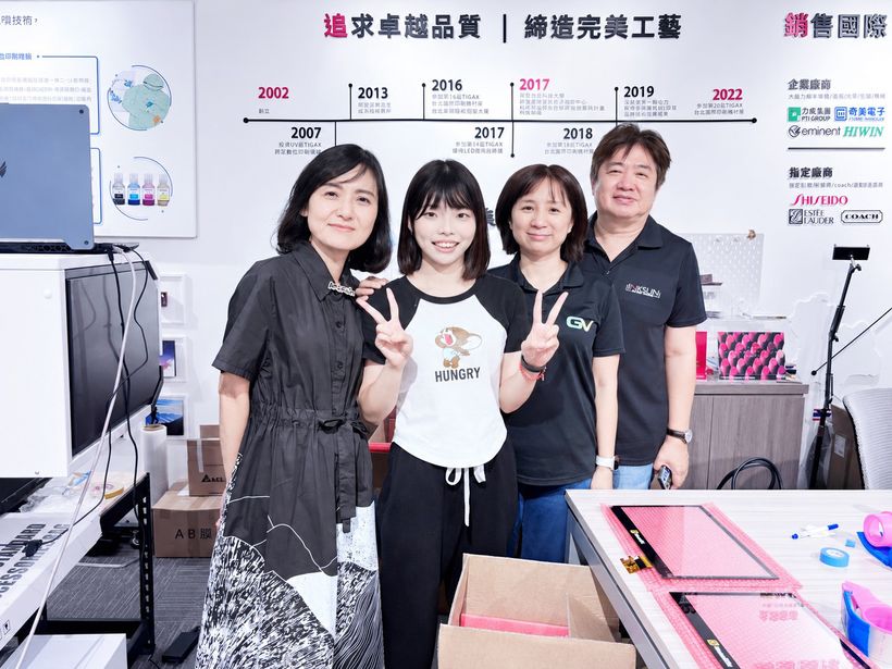 輔導教師訪視,與實習學生及業師合影